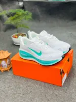 Nike Zoom Vomero Plus [1:1]