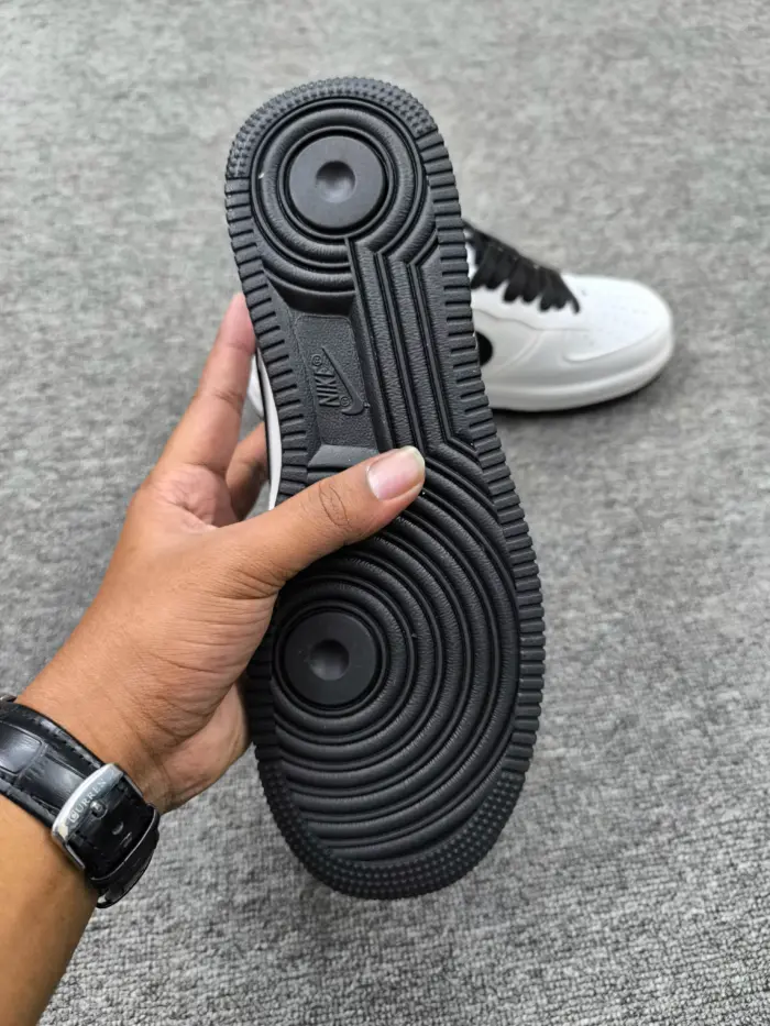 Nike Air Force 1 Low [OEM] - Image 2