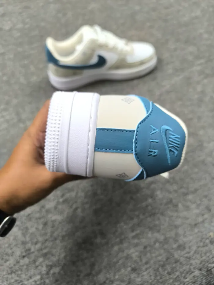 Nike Air Force 1 Low-Top [OEM] - Image 2