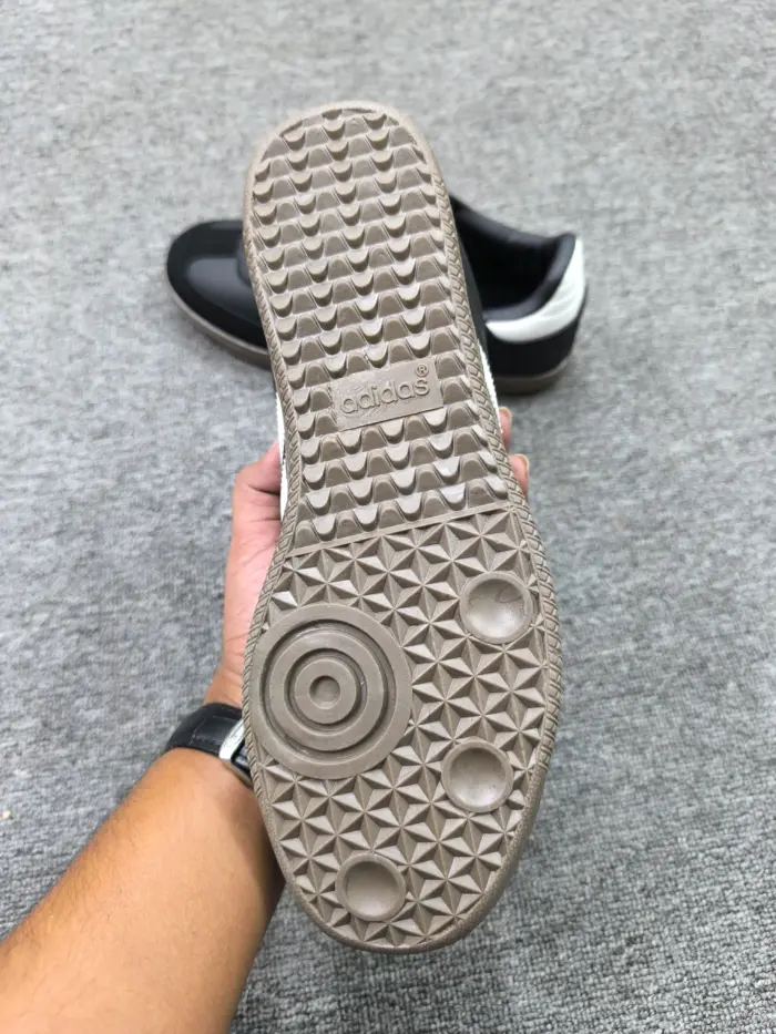 Adidas Samba Shoe [OEM] - Image 4