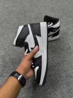 Nike Air Jordan 1 Retro High OG [OEM] - Image 4