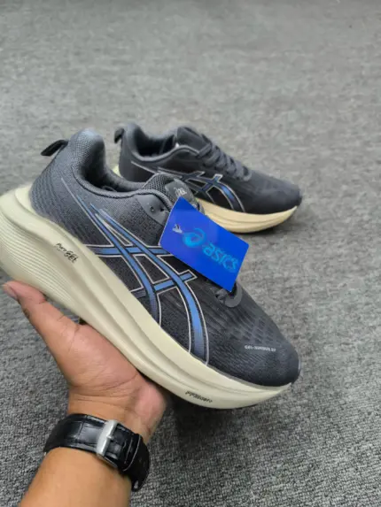 Asics Gel-Nimbus 27 [1:1]