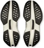 On Cloudboom Max [1:1] - Image 4