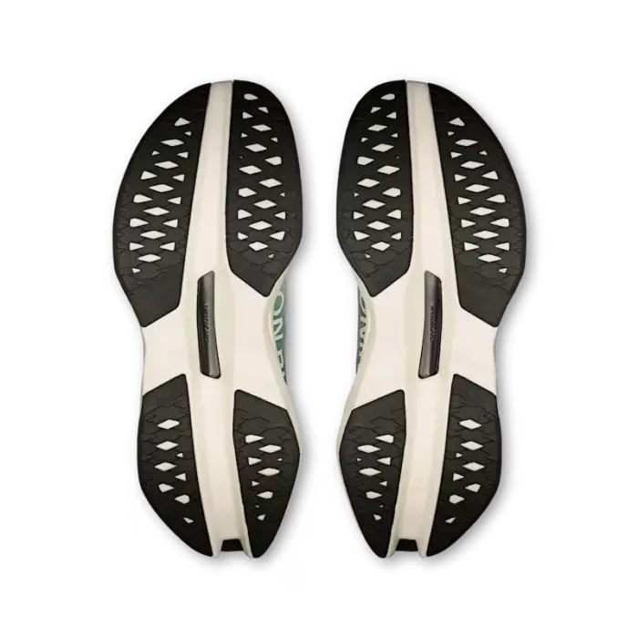 On Cloudboom Max [1:1] - Image 3