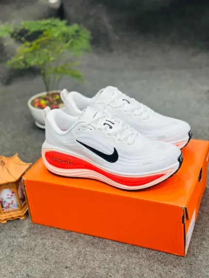 Nike Vomero Plus [1:1]