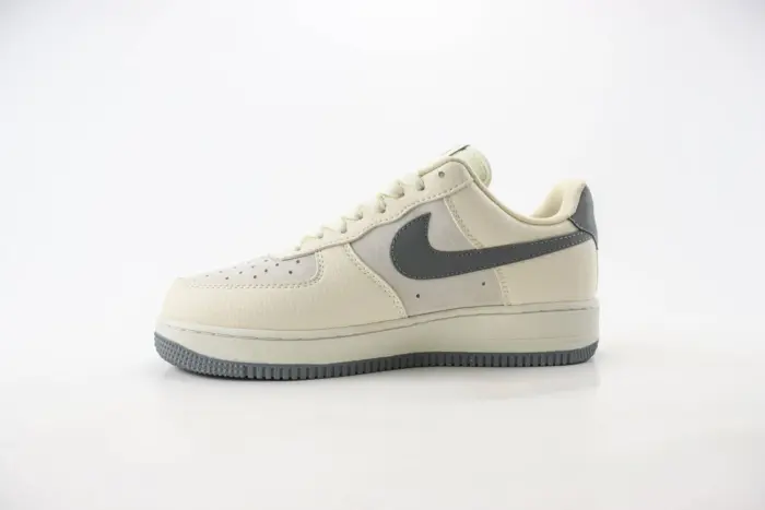 Nike Air Force 1 Low x Undefeated 11 [1:1] - Image 7
