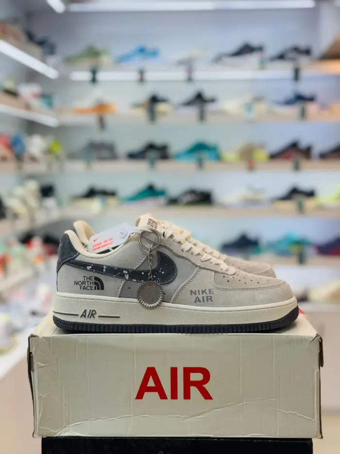 Nike Air Force 1 "The North Face" [1:1] - Image 2