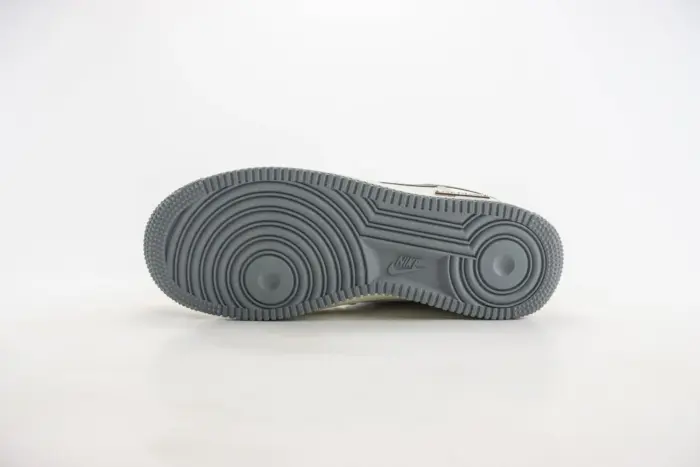 Nike Air Force 1 Low x Undefeated 11 [1:1] - Image 6