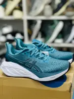 ASICS Novablast 4 [1:1] - Image 2