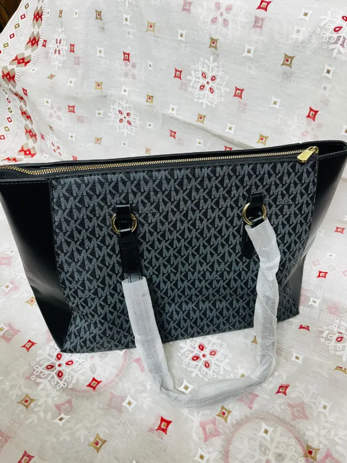 Michael Kors Charlotte Top Zip Tote Bag [1:1] - Image 2