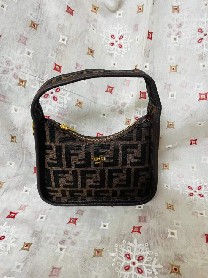 Fendi Mini Fendessence Bag [1:1] - Image 2