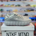 Nike Mind 002 "Light Smoke Grey"