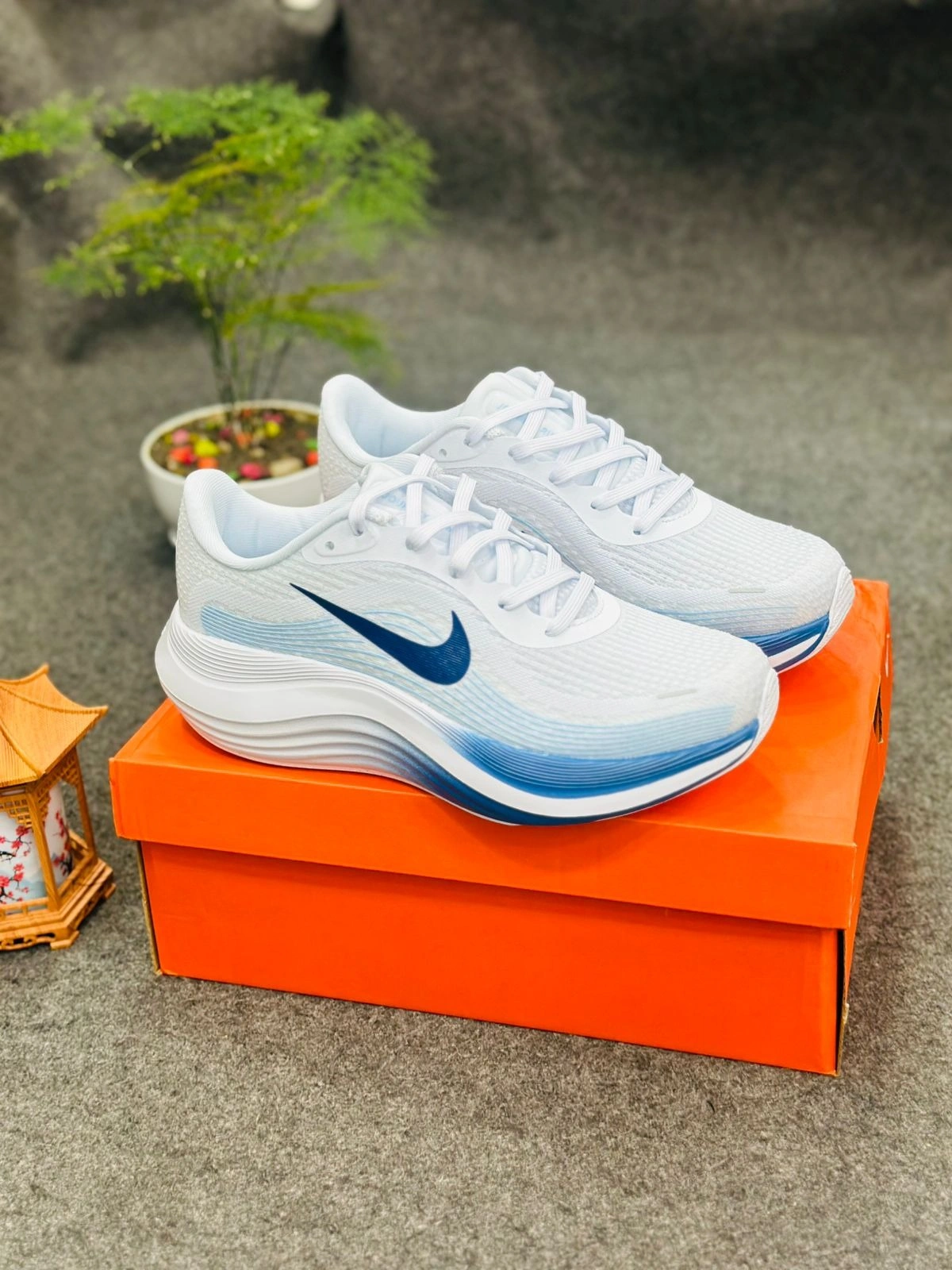 image - 2026-05-02T213921.116 Nike Vomero Plus - Image 1