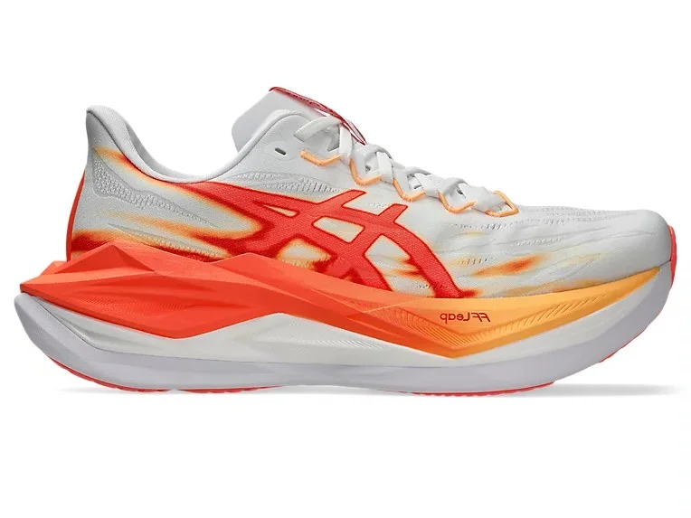 1013A177_101_SL_LT_GLB (1) Asics Superblast 3 - Image 1